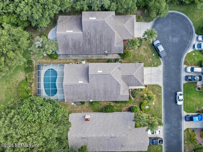 Building Photo - 104 Clam Bake Ct