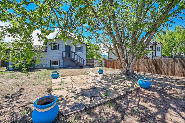 Building Photo - $2,200.00 - 3 Bed,1.5 Bath, Single Family ...