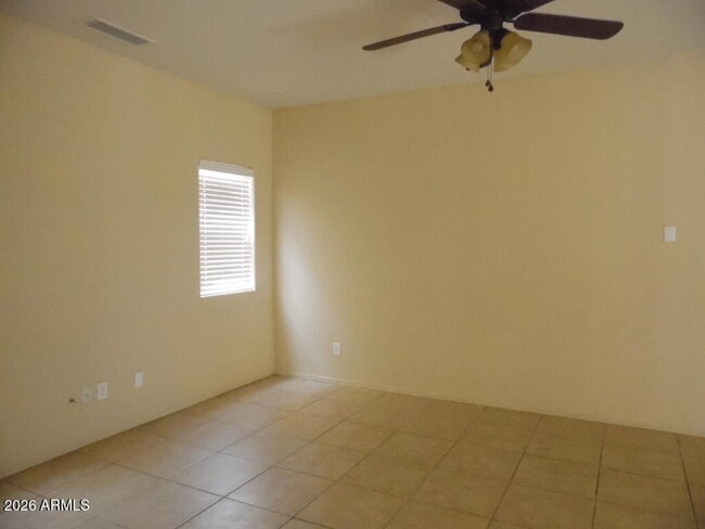 Building Photo - 8472 W Lewis Ave