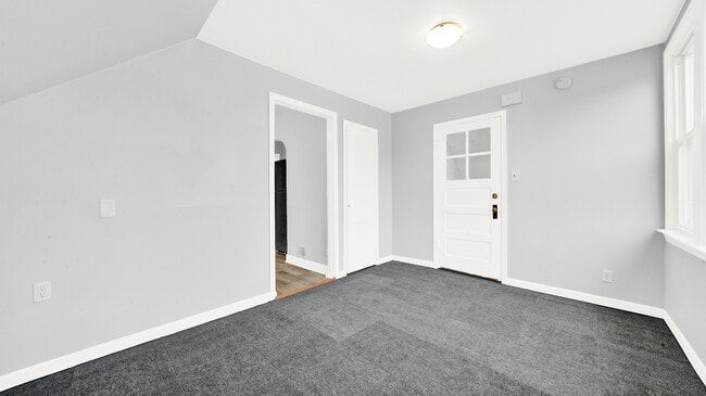 Building Photo - 1247 Wisconsin Ave