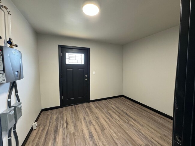Building Photo - RPG DUPLEX-2 Units