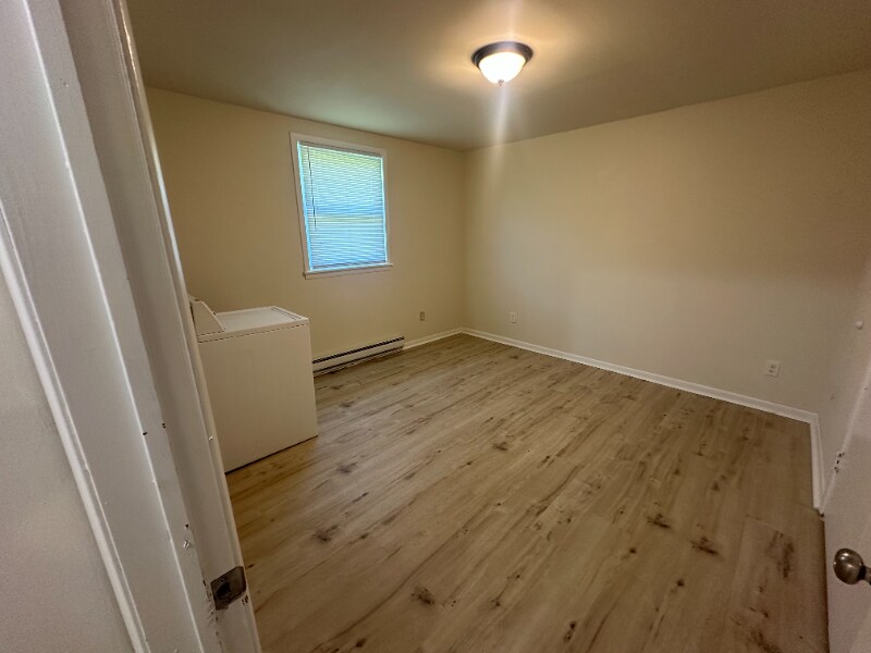 Building Photo - 5388 Chapmans Rd