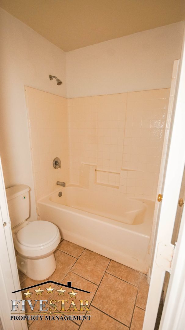 Building Photo - 3610 Madison Ave