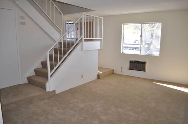 Building Photo - 8085 Caminito de Pizza