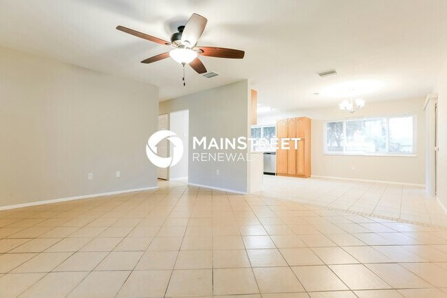 Building Photo - 3 Bedroom Pet-Friendly Home in NORTH PORT, FL with Main Street Renewal