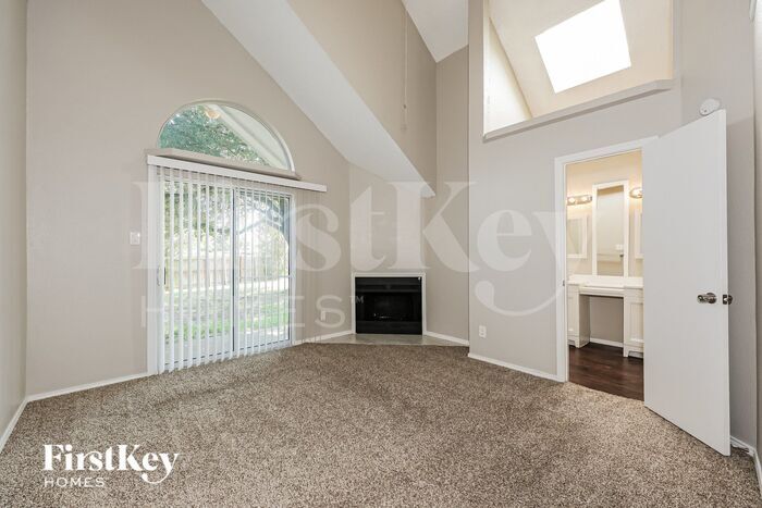 Building Photo - 2140 Birch Bend