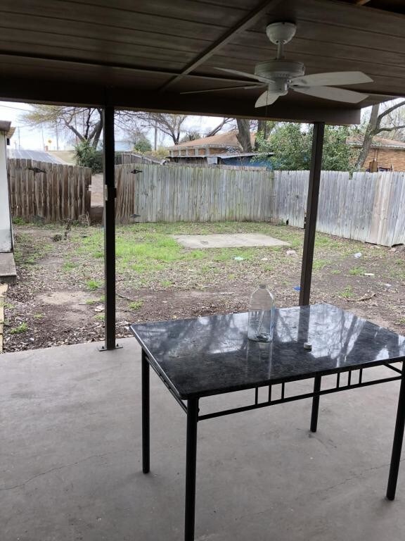 Building Photo - 615 Bishop