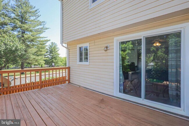 Building Photo - 12501 Starfire Ct