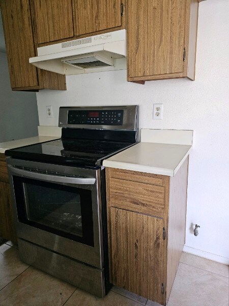 Building Photo - 43731 Nathan Dr