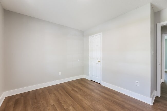 Building Photo - Beautiful 3 Bedroom in Woodruff, SC!