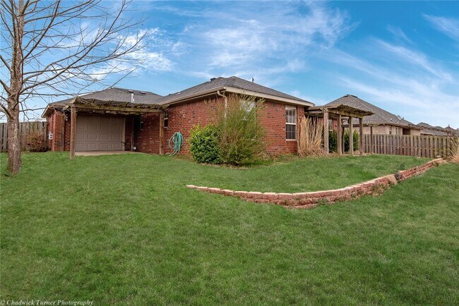 Building Photo - 4241 W Puppy Creek Dr