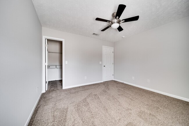 Building Photo - 1005 Gannett Rd