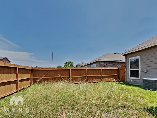 Building Photo - 9627 Bricewood Oak