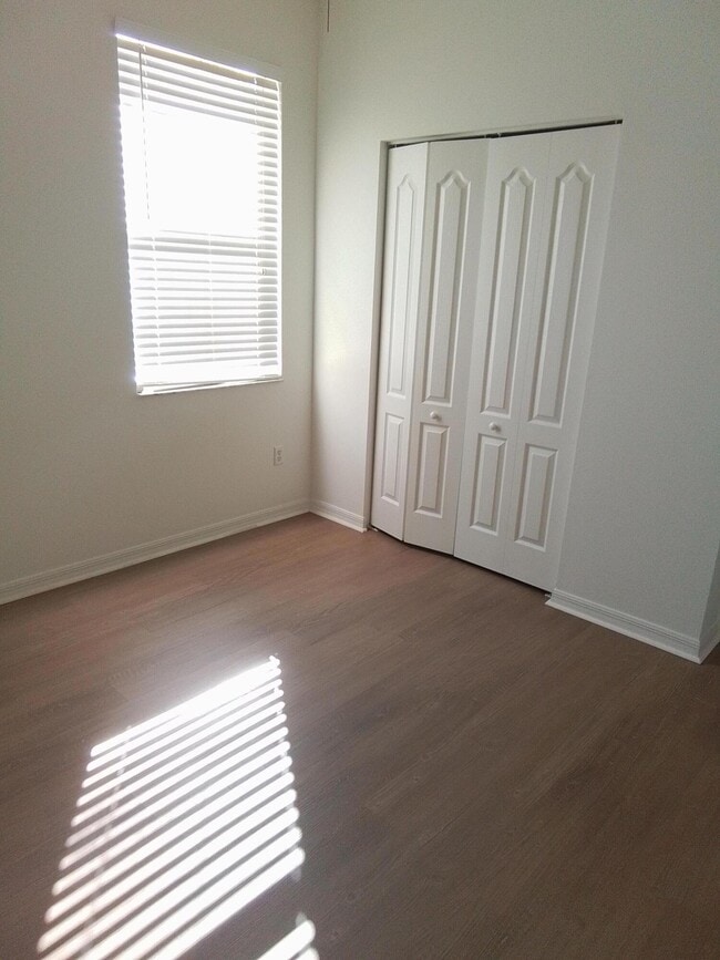 Building Photo - 9834 SW Eastbrook Cir