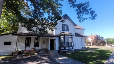 Building Photo - Downtown Traverse City Rental – 1BR Upper-...