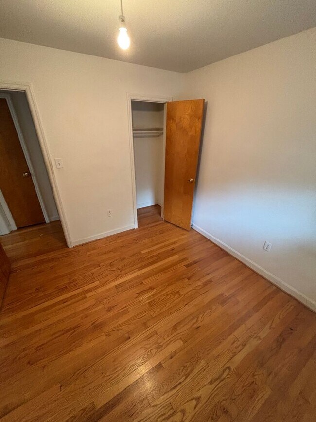 Building Photo - 2312 Bedford Ave