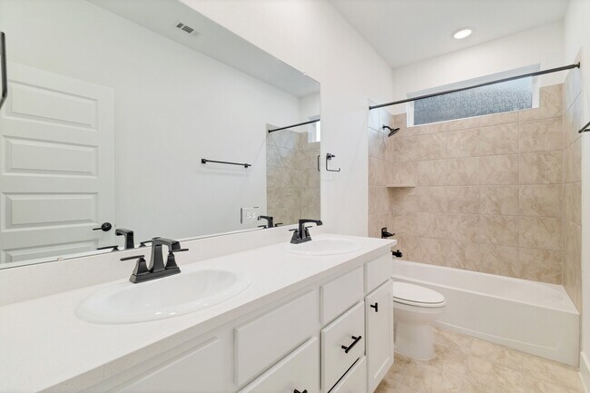 Building Photo - 8127 Fenway Hts Dr