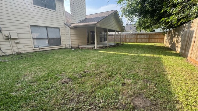 Building Photo - 9826 Chiselhurst Dr