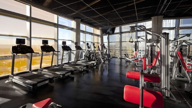 Building Photo - Wake Up to the Las Vegas Skyline – Premium 2-Bedroom Unit with Wall-to-Wall Windows