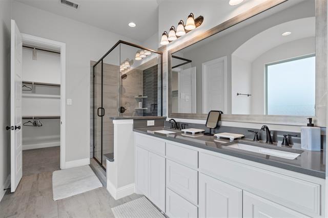 Building Photo - 6806 Vicuna Cir