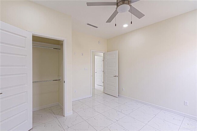 Building Photo - 1300 N Aryana Ave