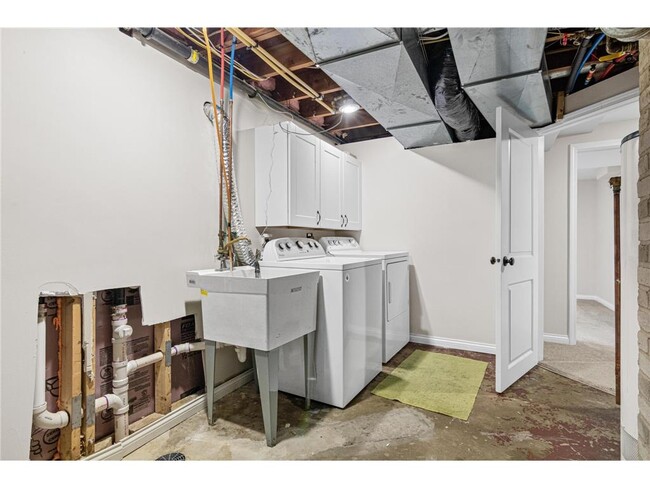 Building Photo - 5712 25th Ave S