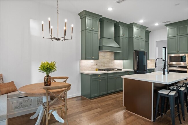 Building Photo - 8207 Boundary Waters Dr