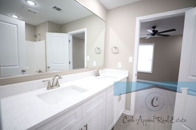 Building Photo - Luxury 2 bed 2 bath apartment - brand new construction!! Washer, dryer, internet, cable and utili...