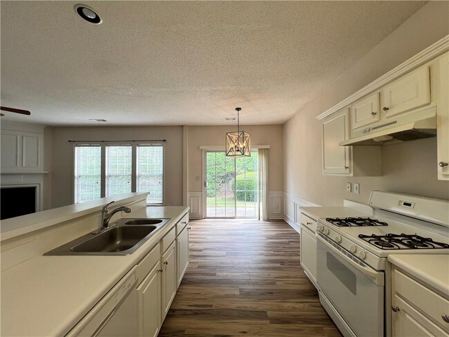 Building Photo - 3593 Gainesway Ct NW