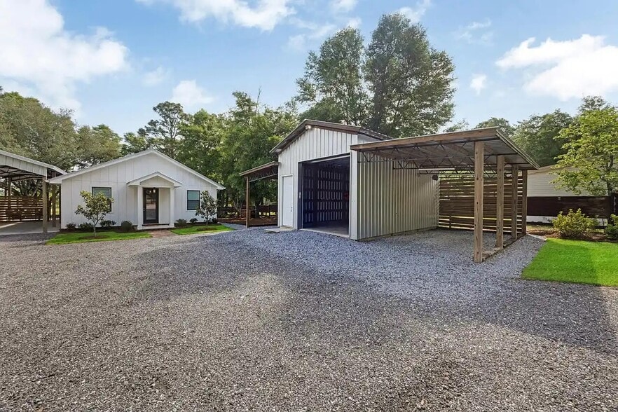 Building Photo - 1650 Caswell Rd