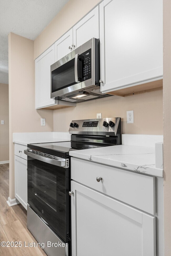 Building Photo - 2211 Wrocklage Ave