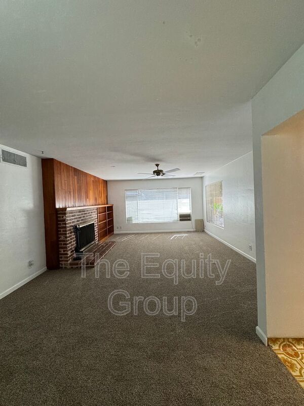 Building Photo - 2710 E Westcott Ave