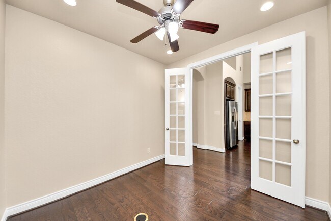 Building Photo - 24219 Peralta Glen Ln
