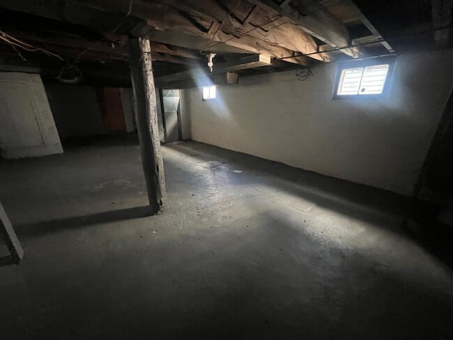 Building Photo - Monessen - 2 bed 1 bath - cozy home for rent