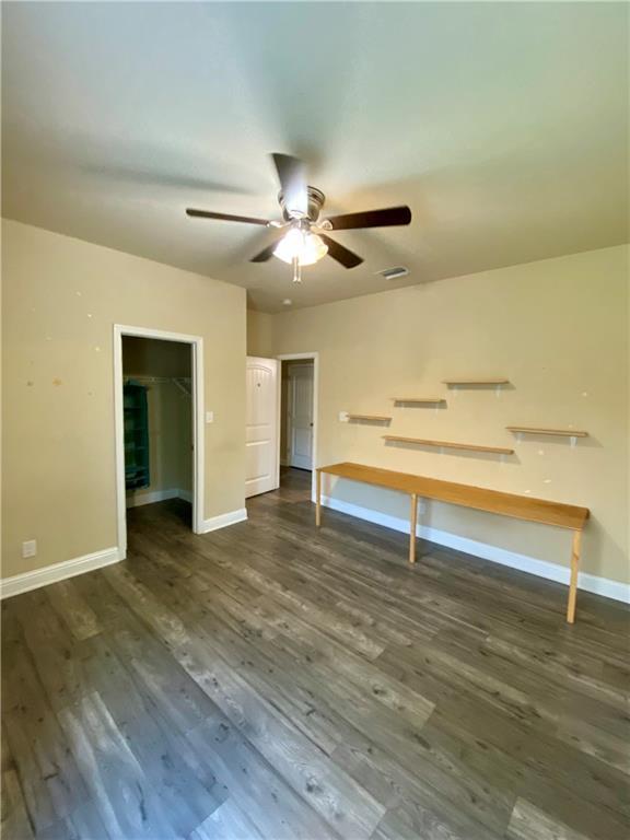 Building Photo - 6335 McMurray Pl S