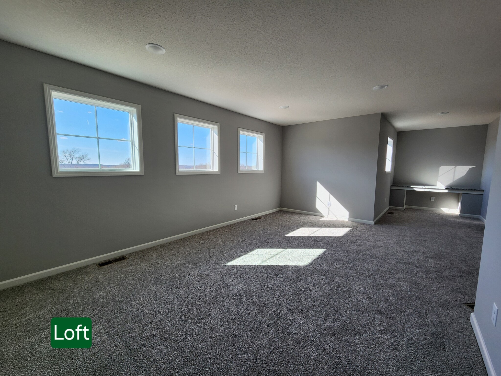 Building Photo - 10229 Goodview Cir S