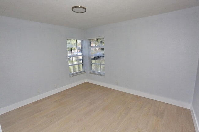 Building Photo - 8120 SW 4th Ct