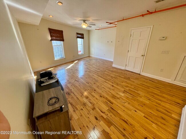 Building Photo - 619 Cookman Ave