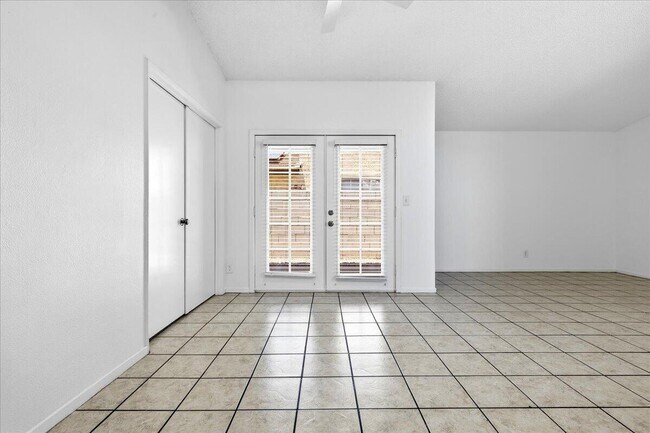 Building Photo - 31601 Avenida Maravilla