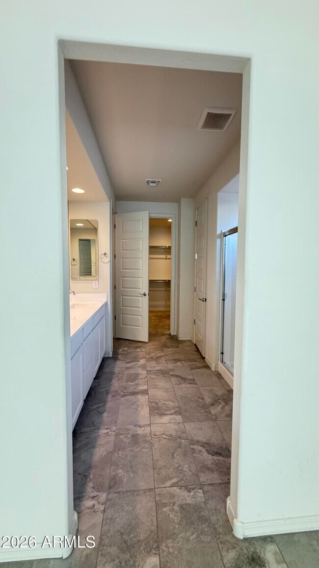 Building Photo - 8529 S 67th Dr
