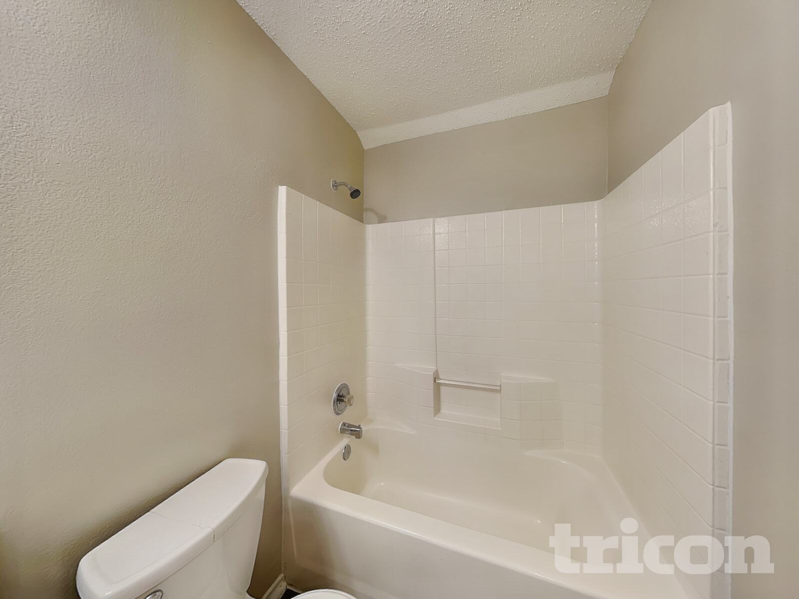 Building Photo - 923 McKavett Dr