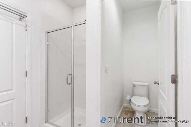 Building Photo - 3 br, 3 bath Condo - 311 Flinder Place, Sa...