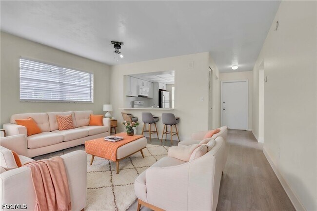 Building Photo - 1626 Orchid Blvd