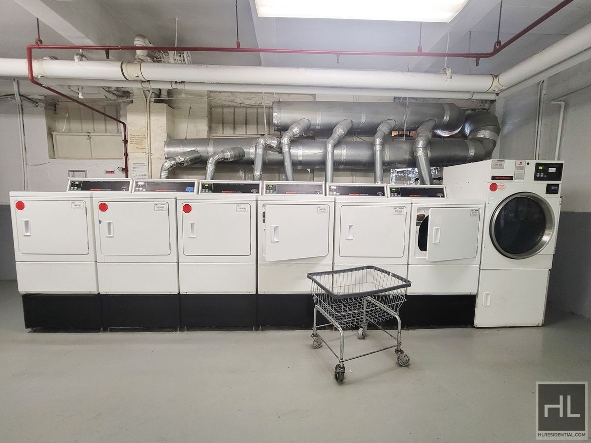 Building Photo - GRAND CONCOURSE