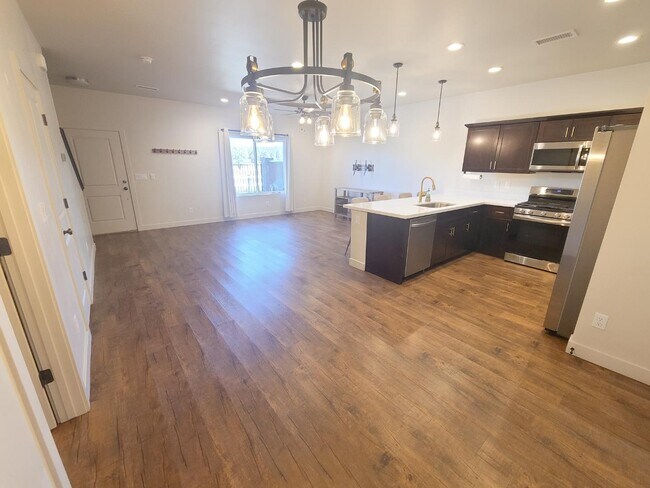Building Photo - 12296 Curtis Ct