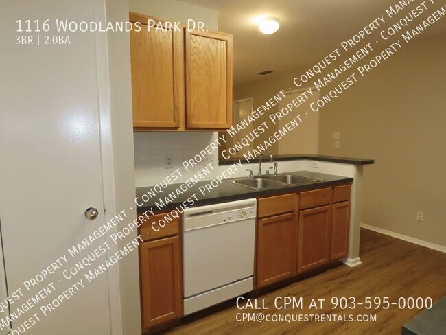 Building Photo - 1116 Woodlands Park Dr