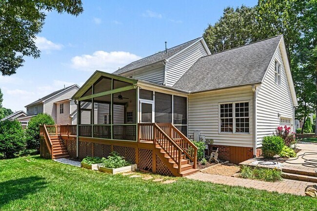 Building Photo - 10403 Persimmon Creek Dr
