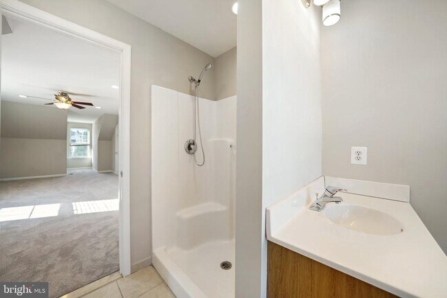 Building Photo - 24 Merion Ave