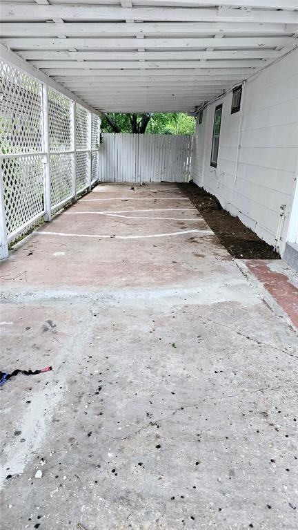 Building Photo - 101 S Lockhart St