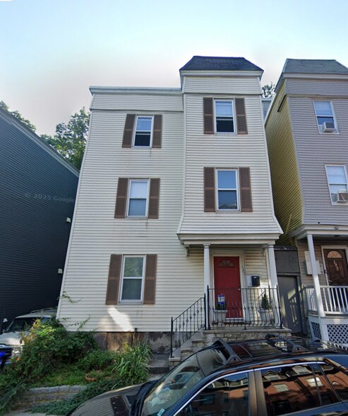 Primary Photo - 137 Marcella St